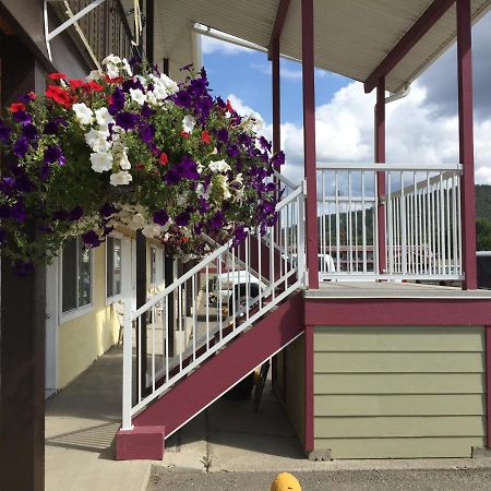 Westwood Motel 100 Mile House エクステリア 写真